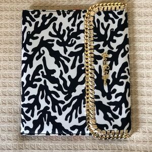 Lilly Pulitzer Navy Blue&White Treasure IPad Case